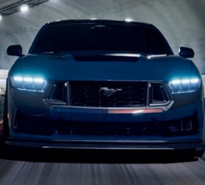 Conheça o potente Mustang Dark Horse da Ford